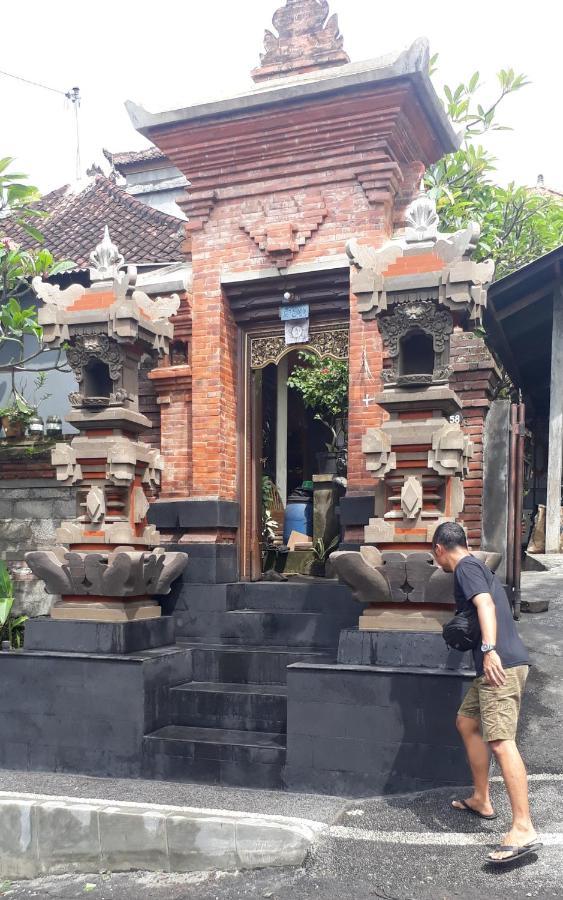 Adi House Homestay Ubud Exterior foto