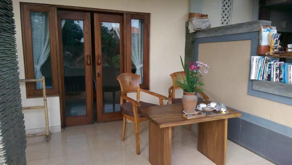 Adi House Homestay Ubud Exterior foto