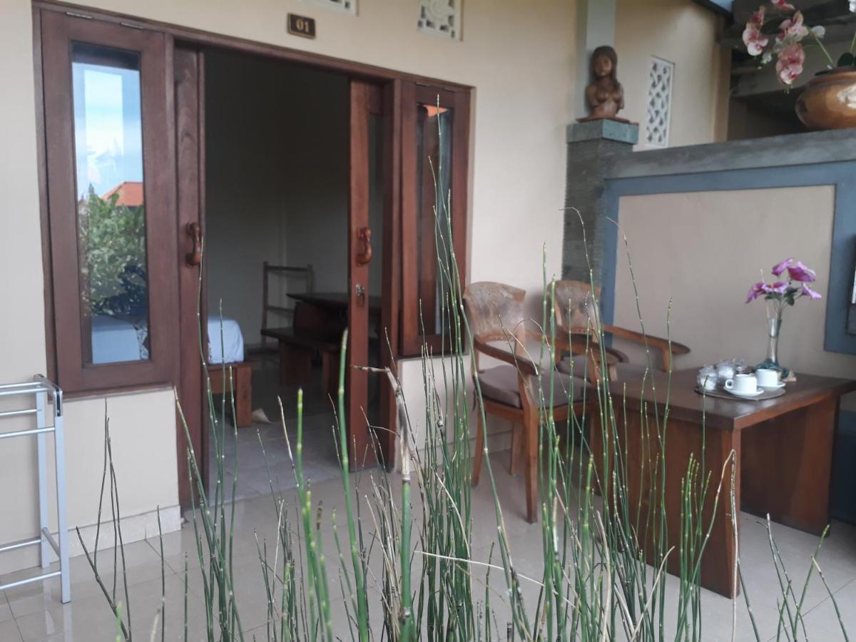 Adi House Homestay Ubud Exterior foto