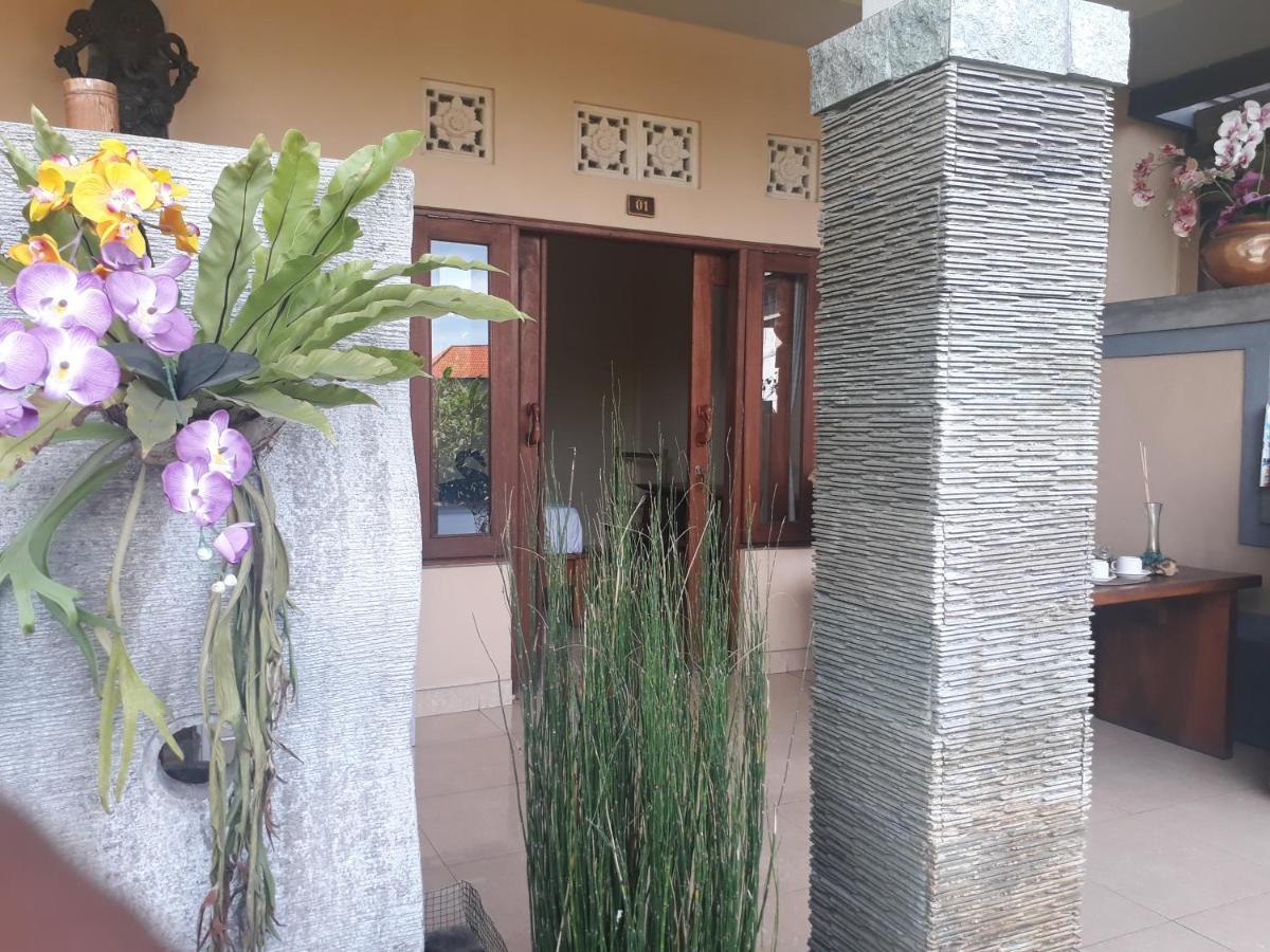 Adi House Homestay Ubud Exterior foto